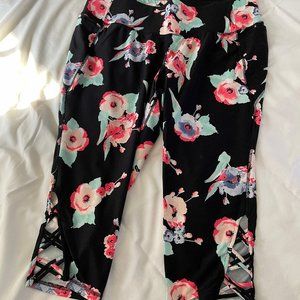 Lane Bryant Livi Neon Floral Print Capri Leggings